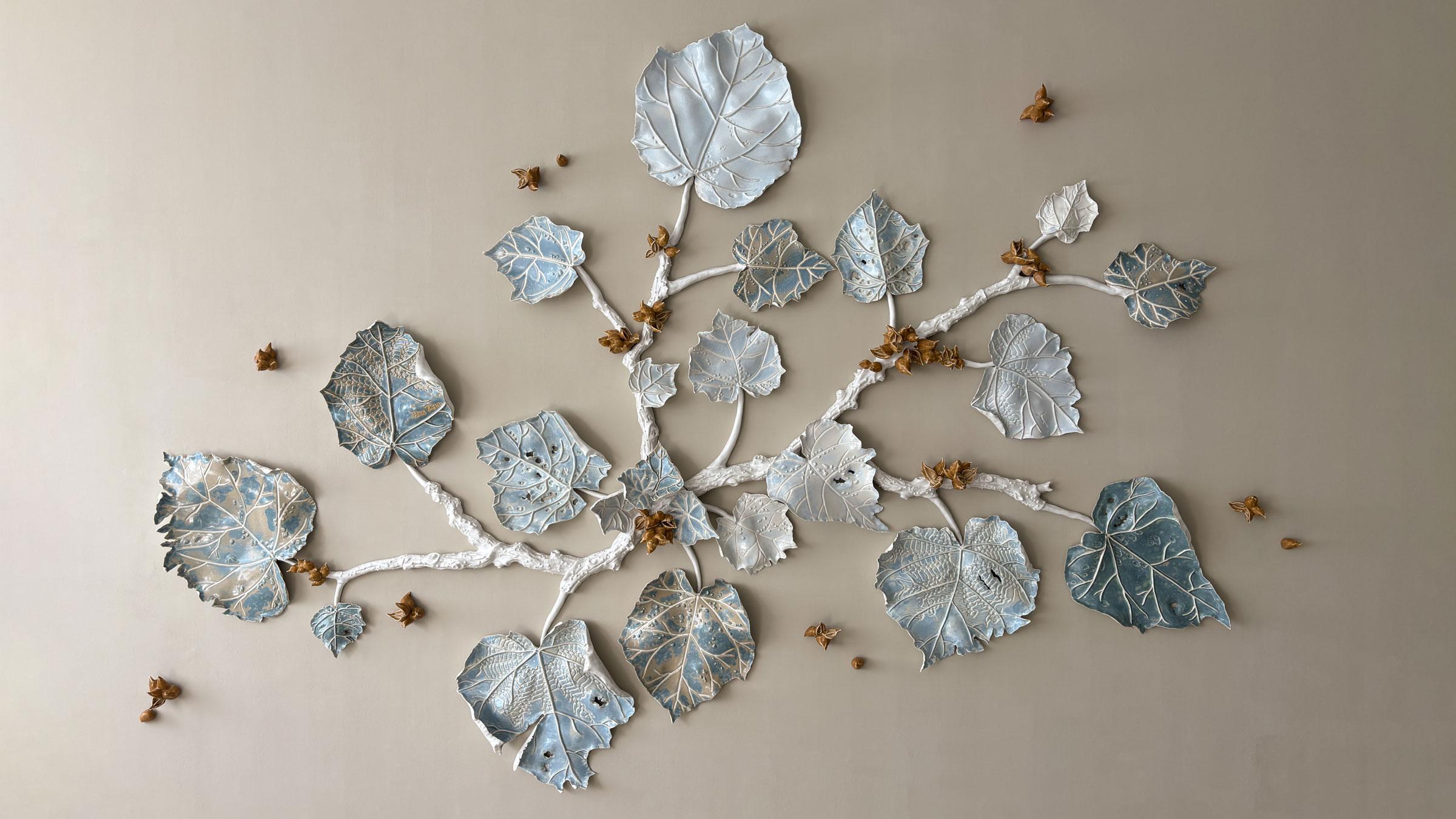 Alice Riehl’s Porcelain Florilegium